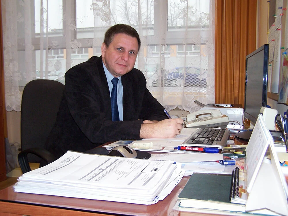 dyrektor mgr Juliusz Drabiński